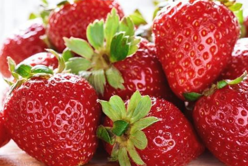 吃草莓的好处与功效