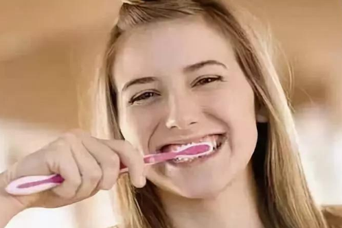 刷牙出血是什么原因，如何改善呢