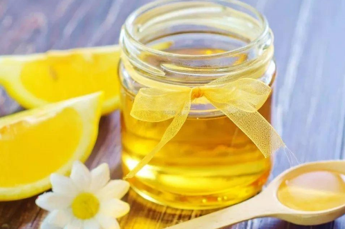 喝蜂蜜水的最佳时间表，喝蜂蜜水有哪些好处