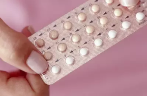 女人是有多傻去吃紧急避孕药